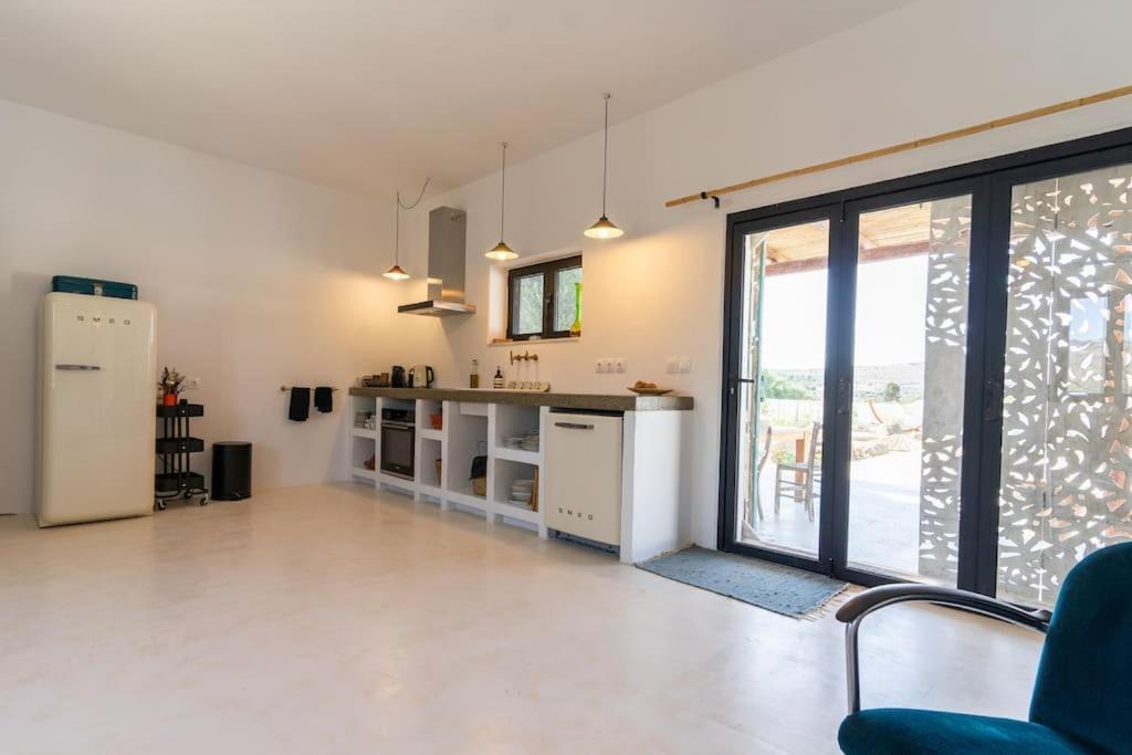 Villa Louloudia Stylish Luxury Villa With Private Pool Pitsidia Exterior foto